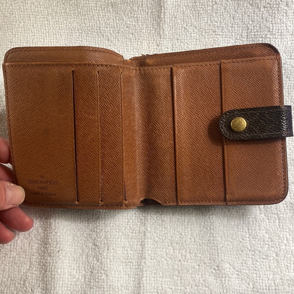 Louis Vuitton Compact Zippy wallet - Picture 2 of 14